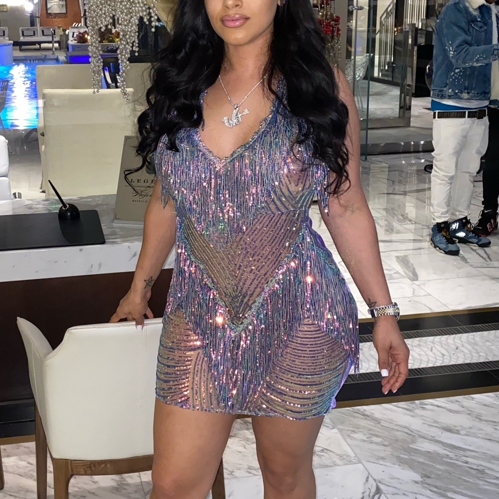 Dress - Picture 2 of 4